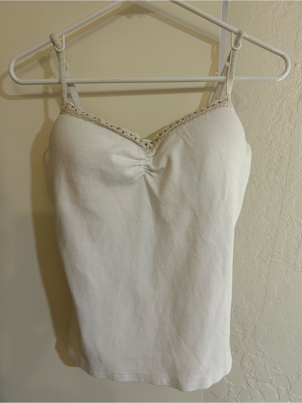💚5 for $25💚 Basic Editions White Camisole with Lace Trim
